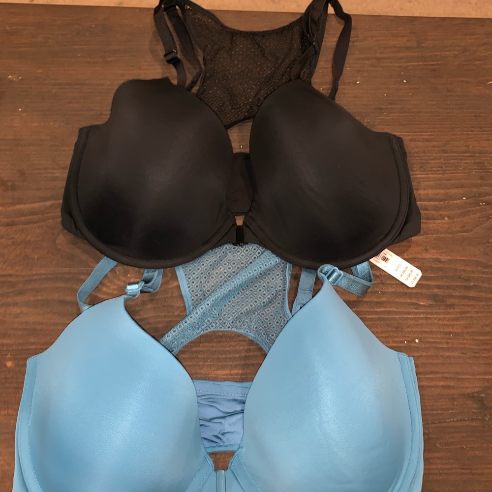 Front clasp 34 DD new Victoria’s Secrets bra set